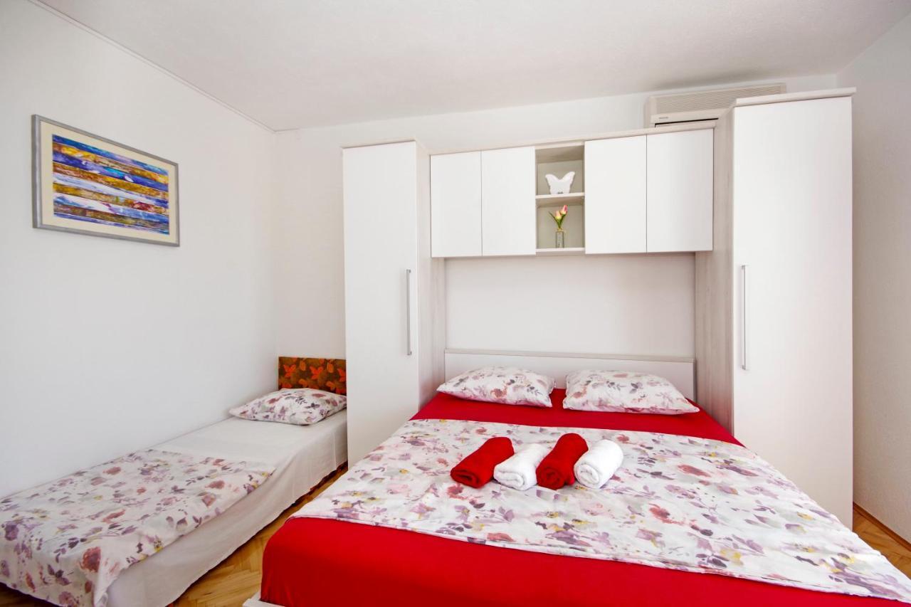 Apartmani Tomas Tucepi Exterior photo
